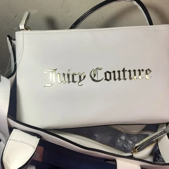 Juicy Couture Beachin Large Tote - Picture 5 of 13